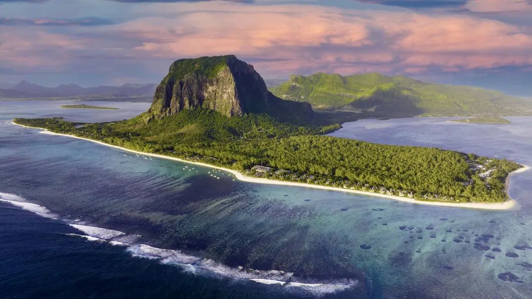 Les hôtels JW Marriott Mauritius Resort 5* luxe, Le Méridien île Maurice 5* et The Westin Turtle Bay Resort & Spa Mauritius 5* redéfinissent les standards en termes d’environnement et de voyage durable à l’île Maurice